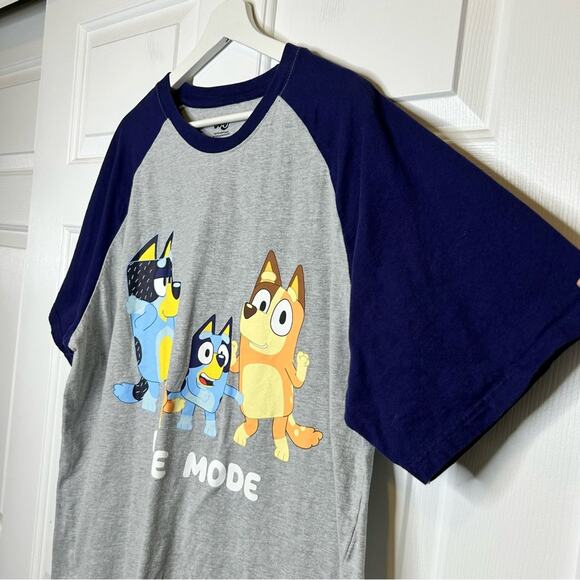 Bluey Dance Mode T Shirt Raglan Gray Blue Short Sleeve Top - Picture 3 of 5